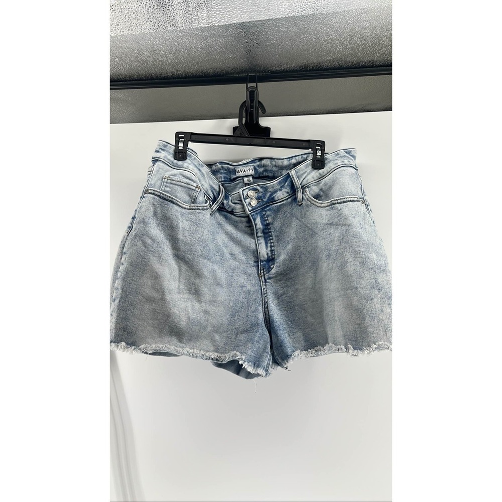 Ava & Viv Plus Size 20W Acid Wash Denim Shorts Raw Hem